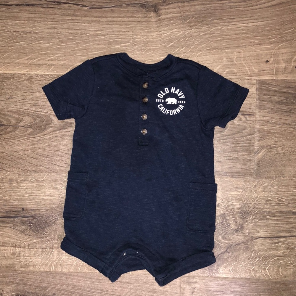 Old Navy Shorts Bodysuit 6-12months